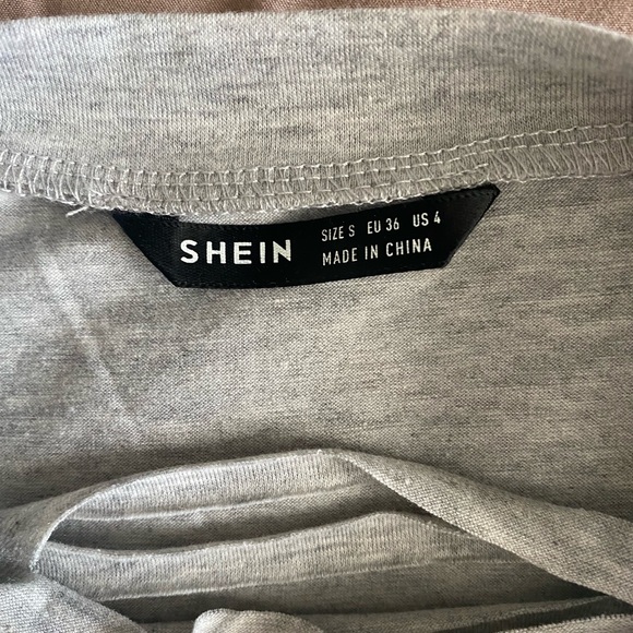 Gray Baggy Crop - Picture 3 of 3